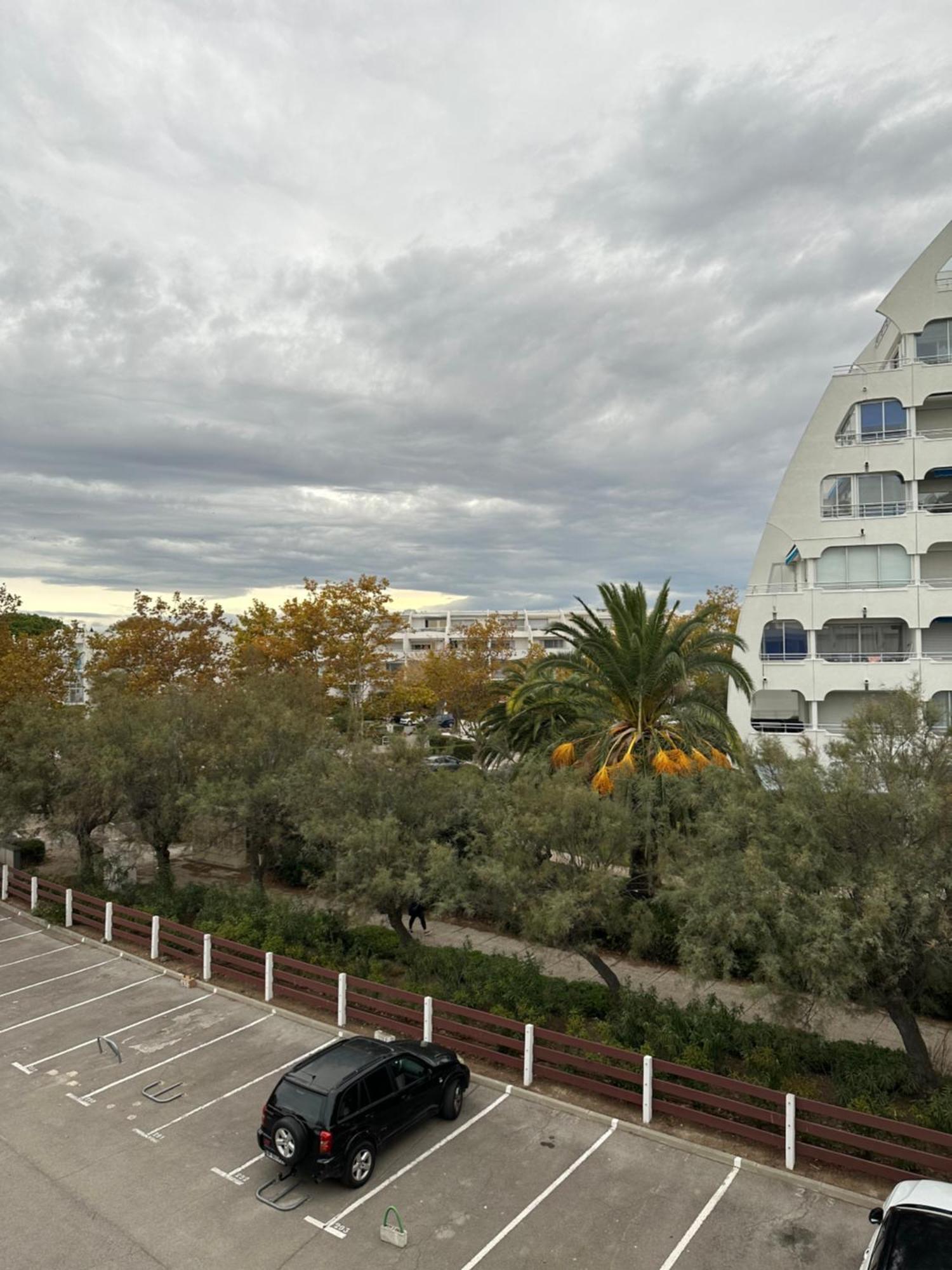 Premiere Ligne Parking La Grande-Motte
